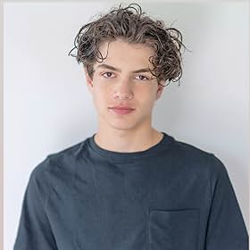 Ashton Essex Bright
