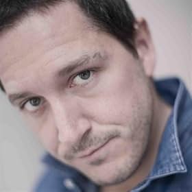 Go to Bertie Carvel